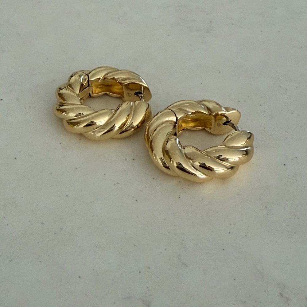 Gorjana Crew Helium Huggies - 18k Gold Plated Twisted Hoop Earrings